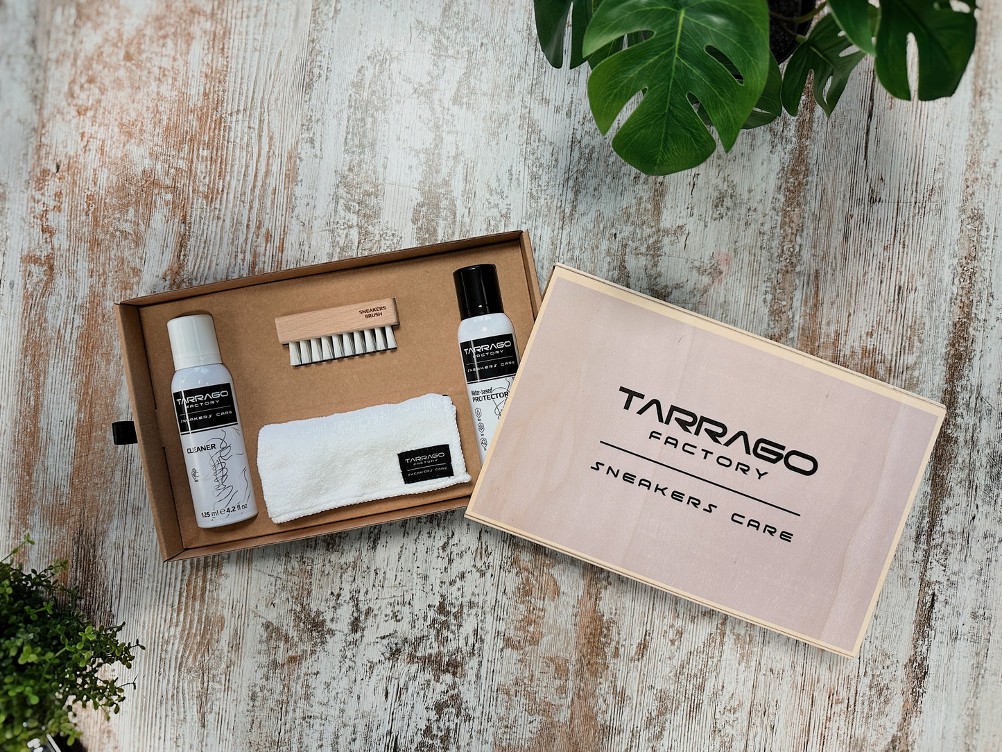Tarrago Sneakers Kit Planet Friendly