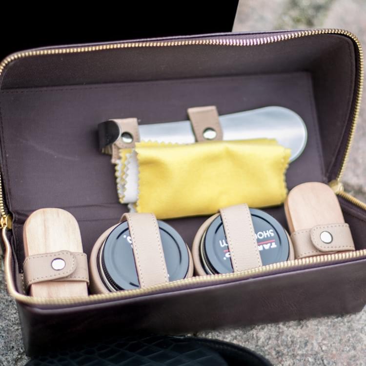 Tarrago de Luxe Kit de Viaje Marrón para Cuidado del Calzado